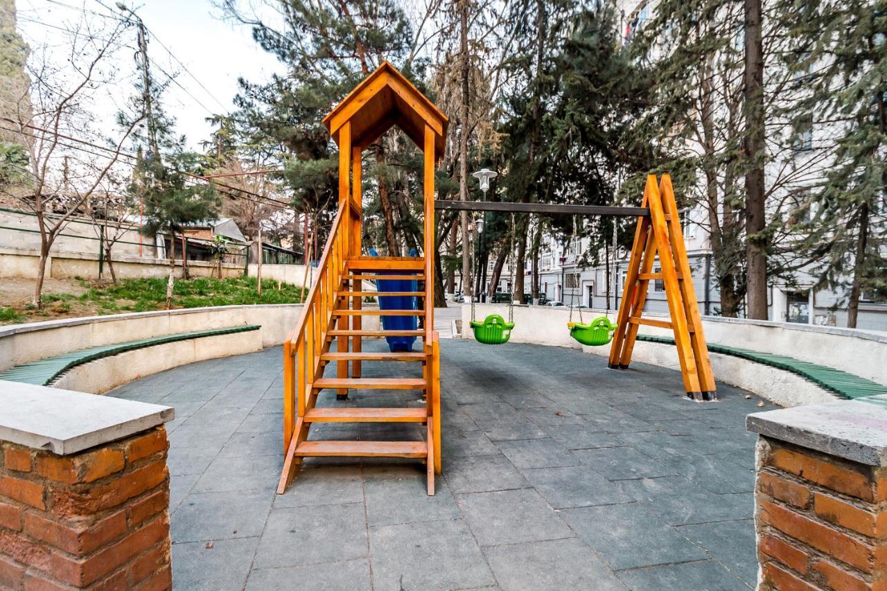 Modern Apartment In Old Tbilisi Exterior foto